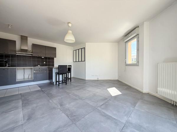 Appartement Epinay Sur Seine  3 pièce(s)