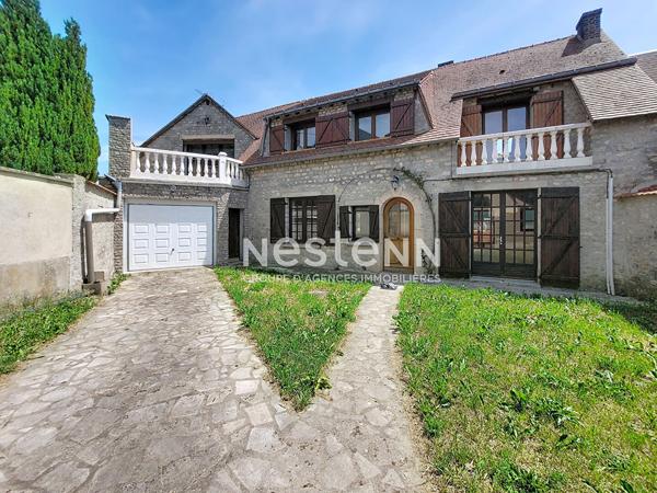 Maison Proche Angerville 5 pièce(s) 140m²