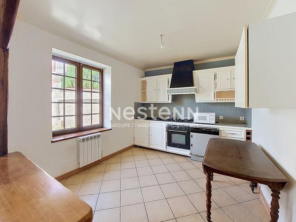 Maison Proche Angerville 5 pièce(s) 140m²
