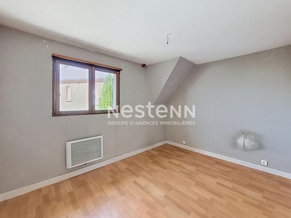 Maison Proche Angerville 5 pièce(s) 140m²