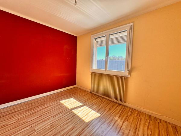 Maison - 8 pièces - 198 m²