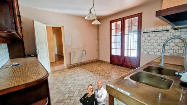 Maison avec grand terrain au calme