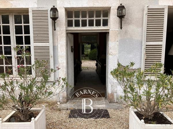 Bourges, Château   à vendre