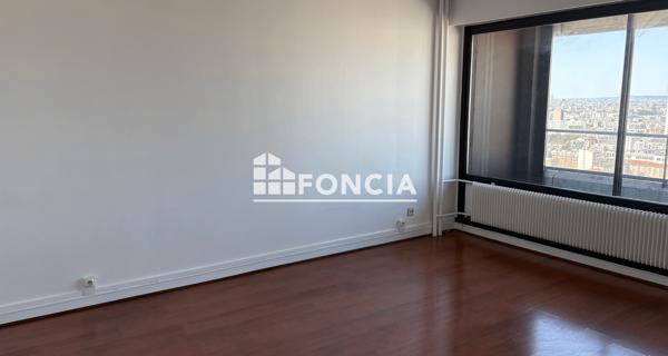 Location Studio 34 m² - Paris 75013