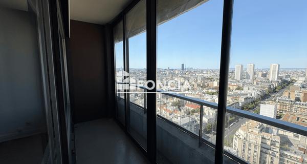 Location Studio 34 m² - Paris 75013