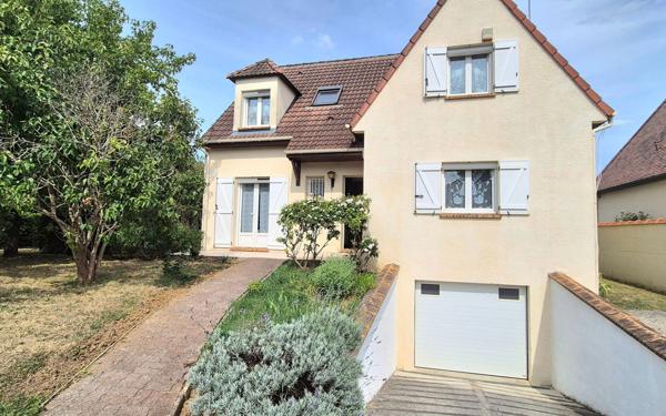 Maison à vendre    6 pièces •  Yerres