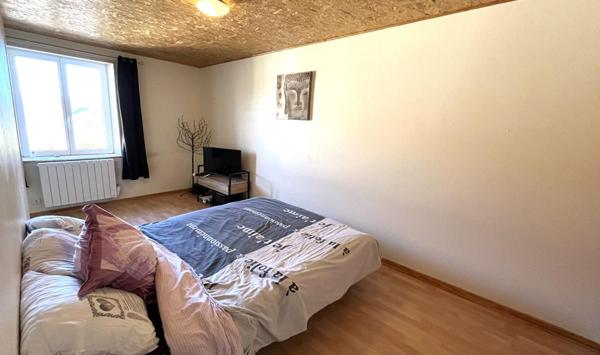 Maison de village rénovée, à deux pas de la rivière de la Valouse - Jura