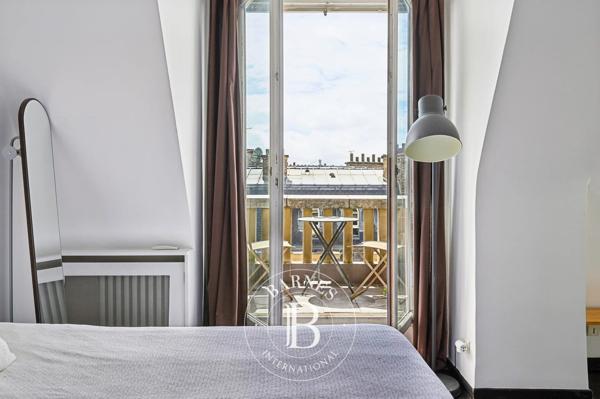 Paris 7ème, Appartement  27 m² à vendre