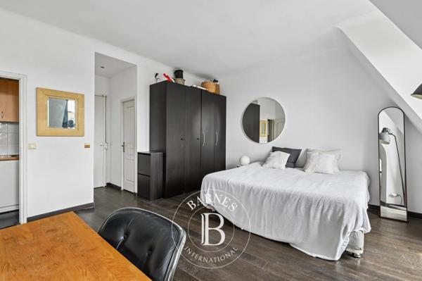 Paris 7ème, Appartement  27 m² à vendre