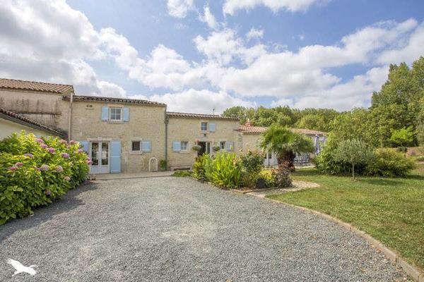 Maison à vendre |  Taugon |  7 pièces | 205 m²