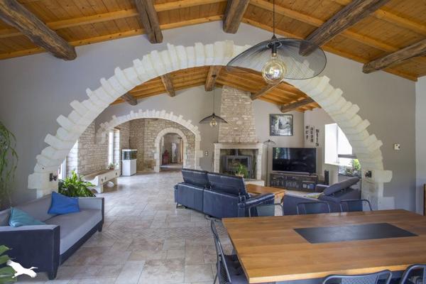 Maison à vendre |  Taugon |  7 pièces | 205 m²