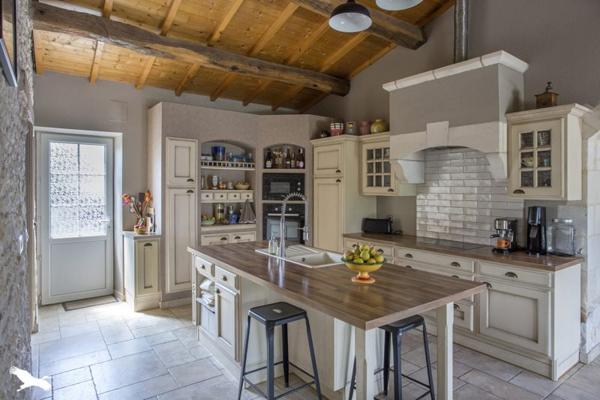 Maison à vendre |  Taugon |  7 pièces | 205 m²