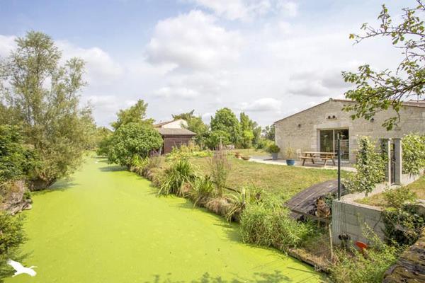 Maison à vendre |  Taugon |  7 pièces | 205 m²