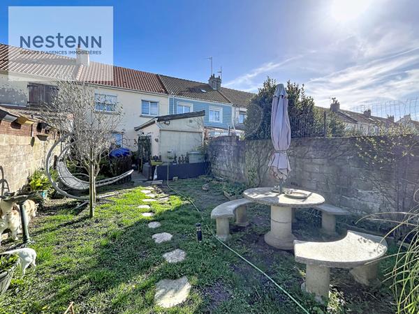 Maison familiale de 90 m2 au calme en impasse - 4 chambres - Jardin - située Porte de Paris à CALAIS