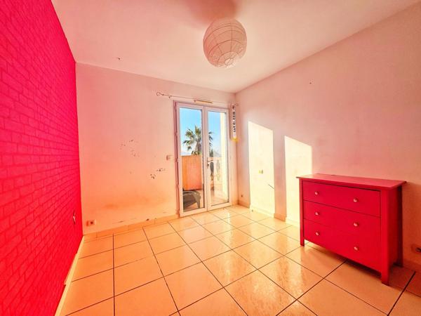 OPPORTUNITÉ RARE – VUE ÉTANG – 173 m² – 1500 m² DE TERRAIN – 599 999 €