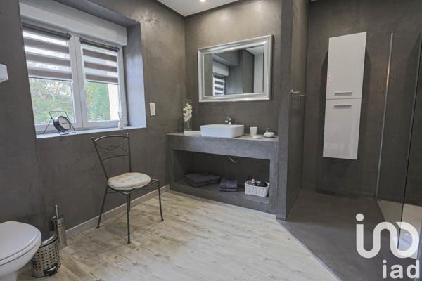 Demeure 11 pièces de 427 m² à Coursan (11110)