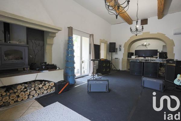 Demeure 11 pièces de 427 m² à Coursan (11110)