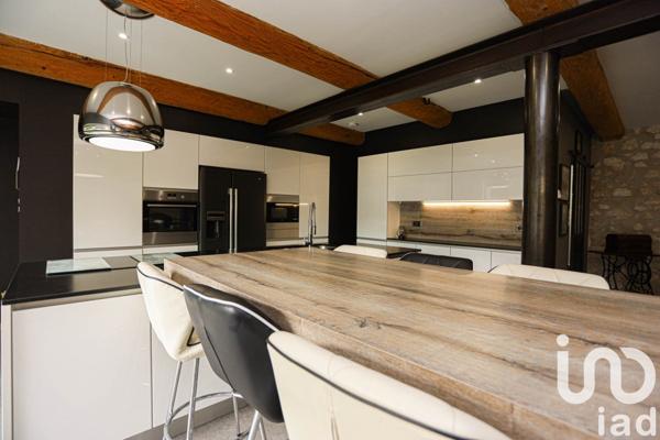 Demeure 11 pièces de 427 m² à Coursan (11110)