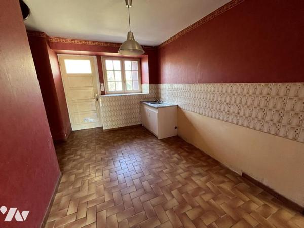 QUESSOY bourg - Maison en pierres 