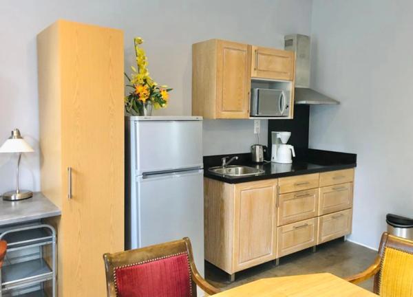 À Vendre – Hôtel** Restaurant – Bourbon-l’Archambault (03160)