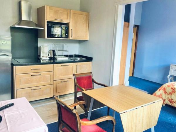 À Vendre – Hôtel** Restaurant – Bourbon-l’Archambault (03160)