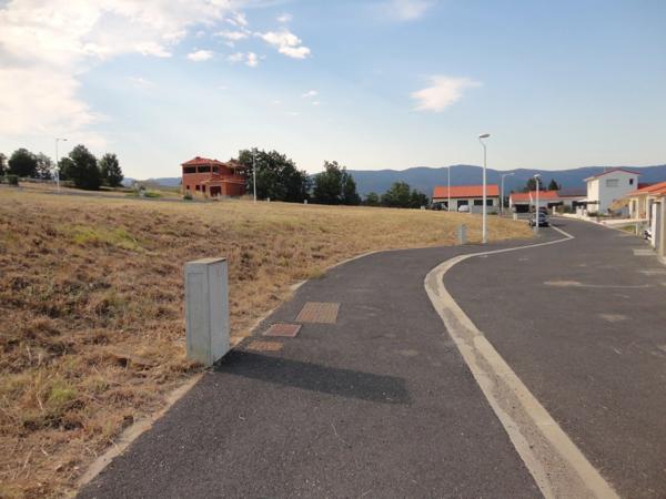 Dpt Pyrénées Orientales (66), à vendre PRADES Terrain constructible 269 m², 3 faces, libre constructeur