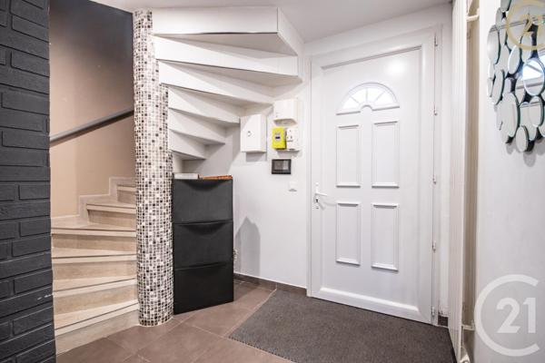 Maison à vendre  1 pièce - 109,08 m2 HAUTMONT - 59