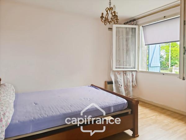 Maison familiale 6 chambres, terrain 3500 m², vue panoramique sur les hauteurs