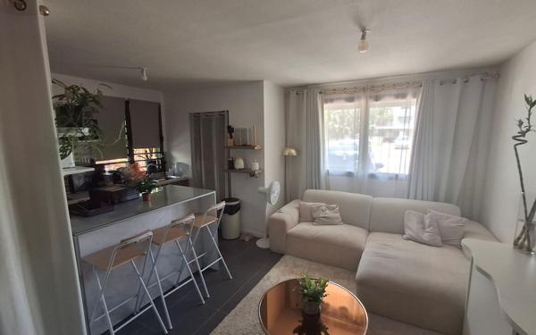 Appartement à vendre    2 pièces • 45 m2 Cayenne