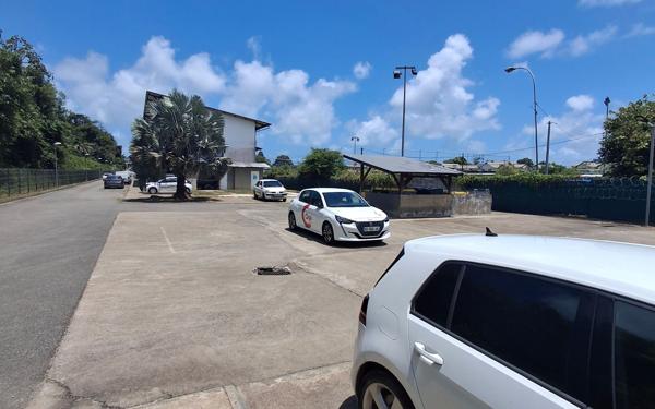 Appartement à vendre    2 pièces • 45 m2 Cayenne