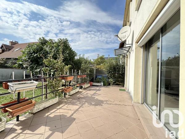 Maison 6 pièces de 112 m² à Achères (78260)