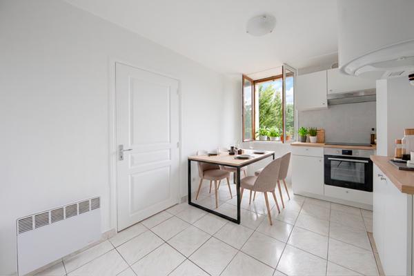 Appartement
         2 pièces
        - 20 m² 129 900 € *