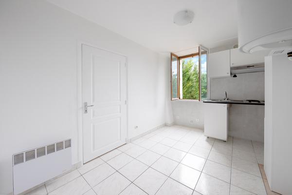 Appartement
         2 pièces
        - 20 m² 129 900 € *