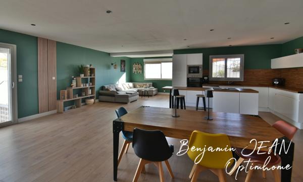 À Sauvian – Rare : maison 4 faces avec piscine, sans vis-à-vis, dans un environnement très recherché