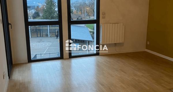 Location Appartement 3 pièces 51.83 m² - Mantes-la-jolie 78200