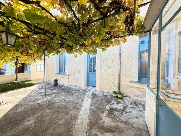 Dept de la Vienne (86) Maison de plain pieds à vendre de 8 pièces CHATELLERAULT (86)