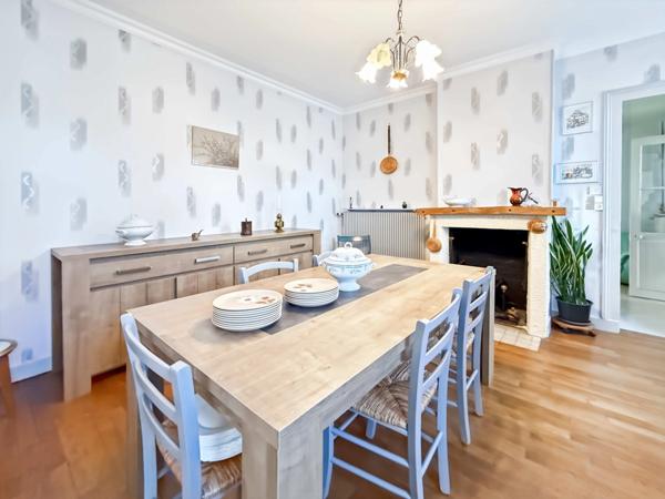 Dept de la Vienne (86) Maison de plain pieds à vendre de 8 pièces CHATELLERAULT (86)