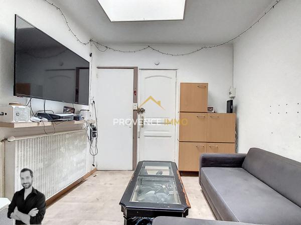 Cavaillon (84300) Immeuble 11 appartements 256m²