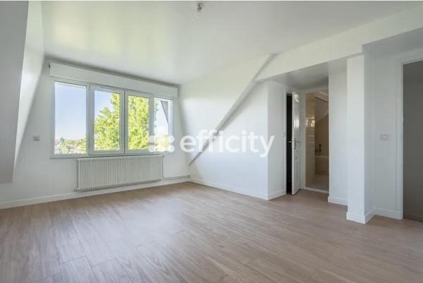 Maison
         6 pièces
        - 184 m² Exclusivité 420 000 € *