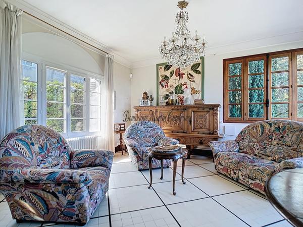 LA CHARTRE SUR LE LOIR (72),Maison 119m²à vendre-5 pièces- terrasse- garage double- jardin et prairie