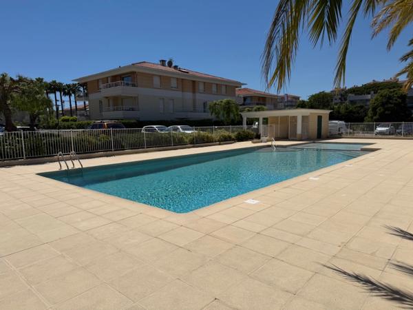 Antibes Val Claret– Superbe 2 Pièces Plein Sud avec Terrasse dans Résidence avec Piscine