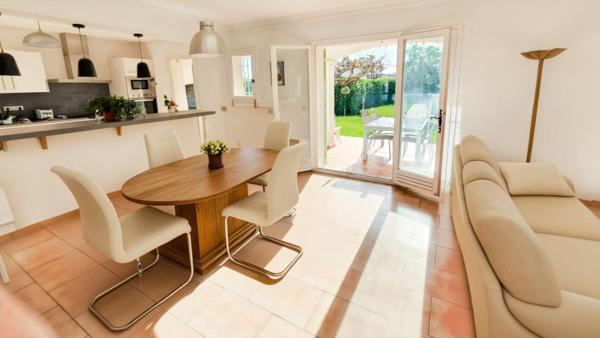 Superbe villa lumineuse à 200 m du centre-ville