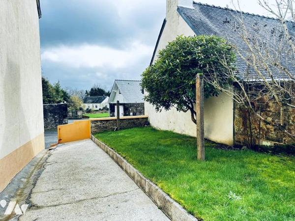 MAISON DE VILLE PROCHE HYPER CENTRE DU FAOUËT