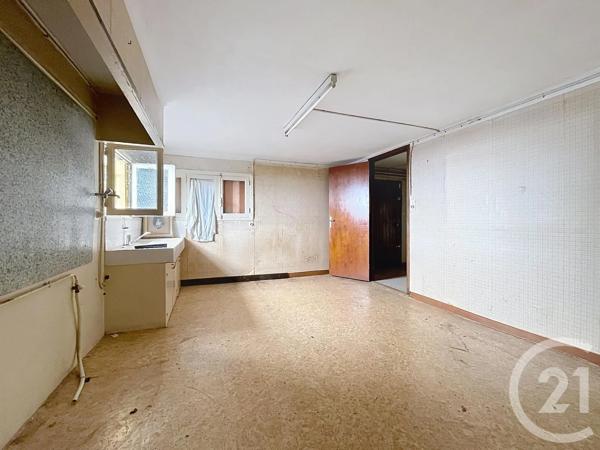 Maison à vendre  4 pièces - 133 m 2   BEZIERS  - 34