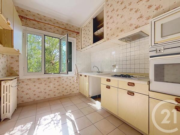 Maison à vendre  4 pièces - 133 m 2   BEZIERS  - 34
