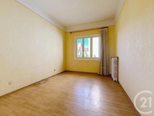Maison à vendre  4 pièces - 133 m 2   BEZIERS  - 34