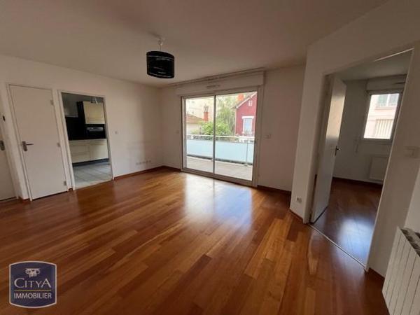 Appartement à louer 2 pièces 46m²