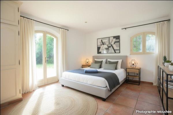 Villa Mougins 8 pièces 436 m2 5 chambres terrain 9500 m2