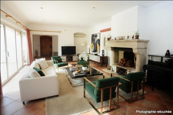 Villa Mougins 8 pièces 436 m2 5 chambres terrain 9500 m2