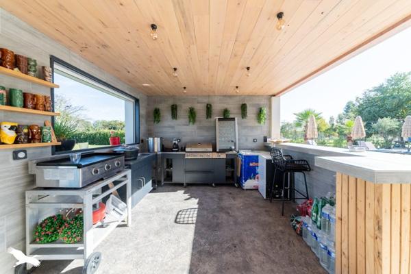 Maison à vendre |  Labastide-Saint-Pierre |  6 pièces | 238 m²